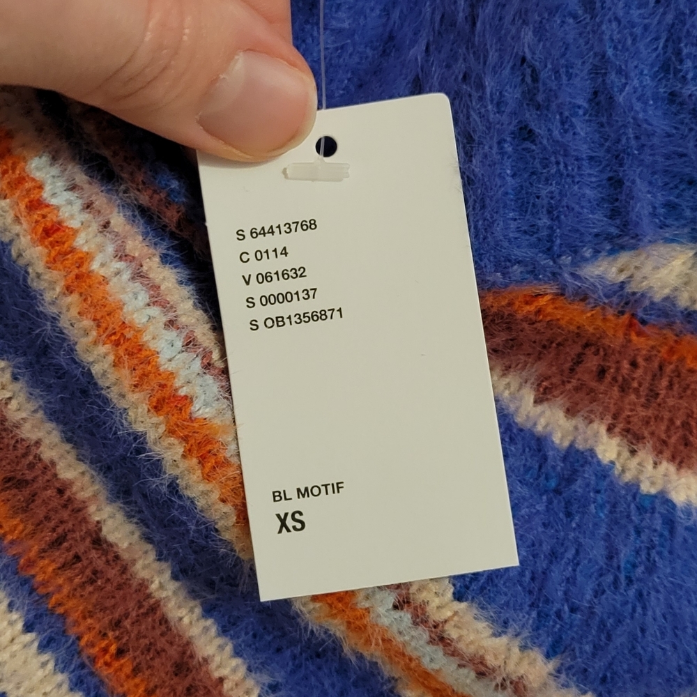 Urban Outfitters - Cleo Mock Neck Sweater - Picture 7 of 16
